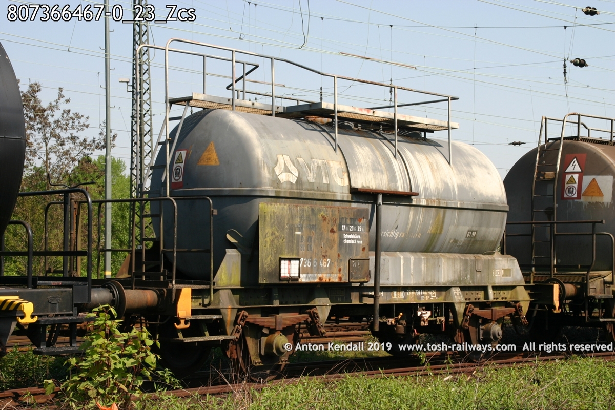 807366467-0_23_Zcs.jpg